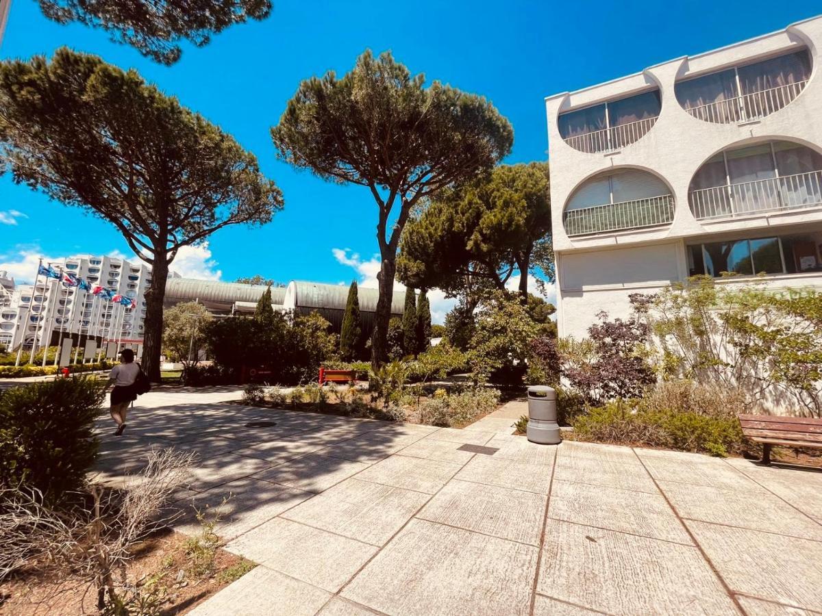 Le Grand Bleu, La Grande Motte, Plage Bagian luar foto
