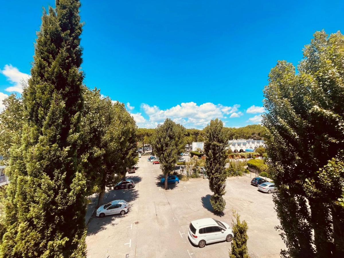 Le Grand Bleu, La Grande Motte, Plage Bagian luar foto