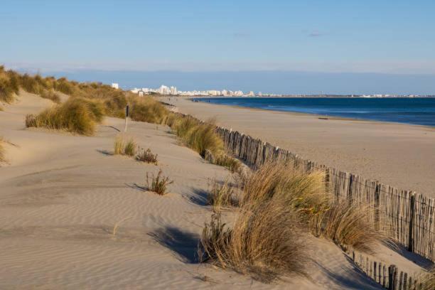Le Grand Bleu, La Grande Motte, Plage Bagian luar foto
